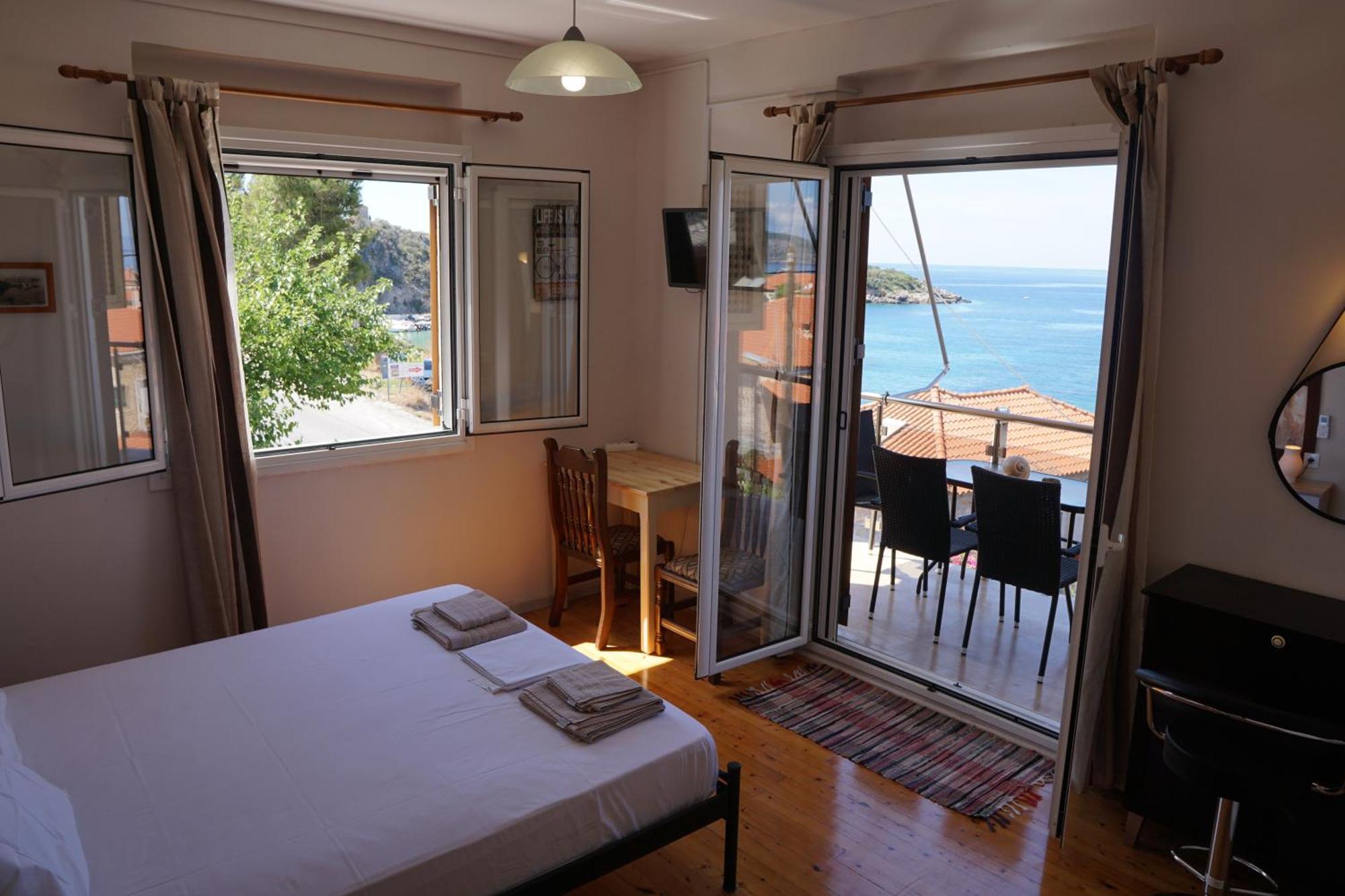 Sea And Sun Apartments 304 Ιδιωτικό Διαμέρισμα Kardamyli Exterior foto